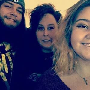 Meet your Posher, Suzanne